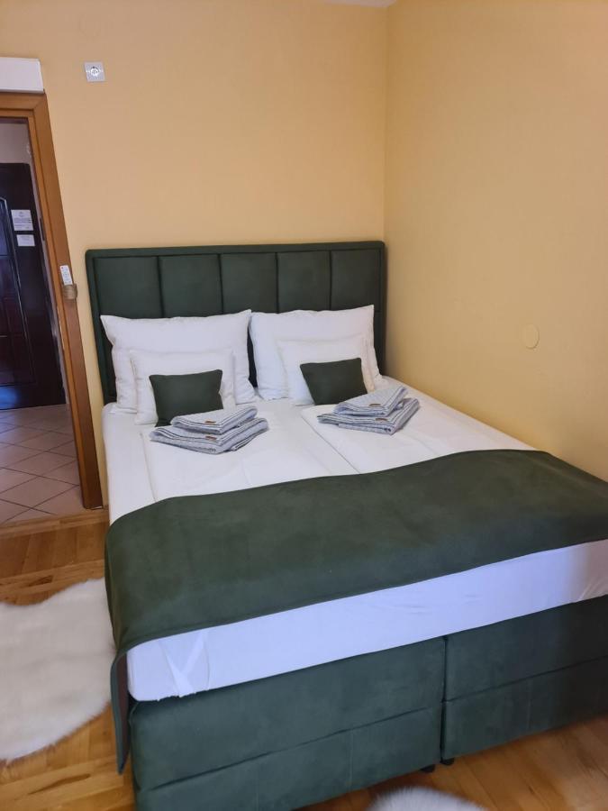 Apartman *Joy* Osijek Exterior foto